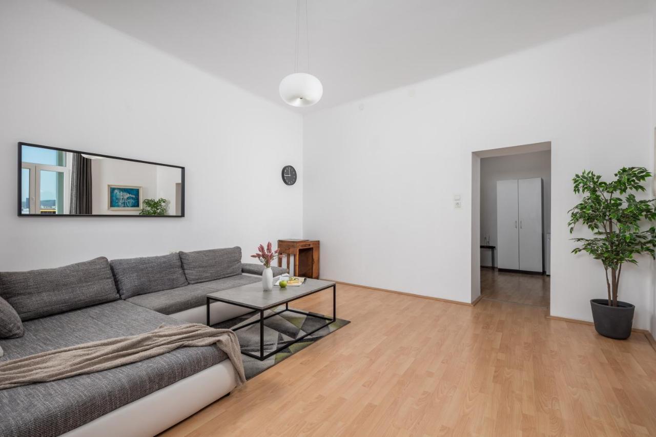 Step To The Sea Apartment Rijeka Exterior foto
